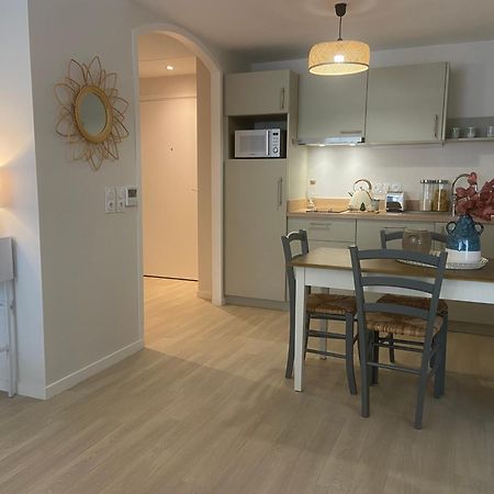 Montana Bussy Saint Georges Aparthotel Екстериор снимка