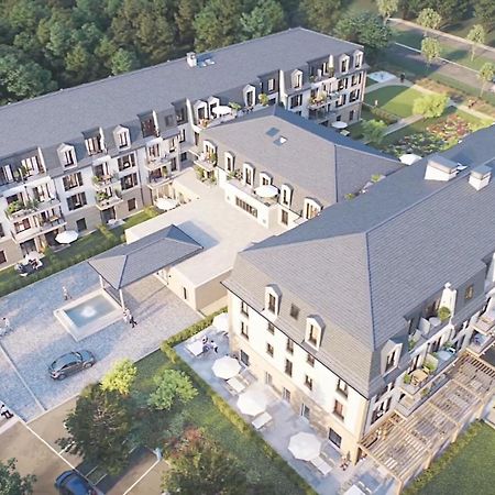 Montana Bussy Saint Georges Aparthotel Екстериор снимка