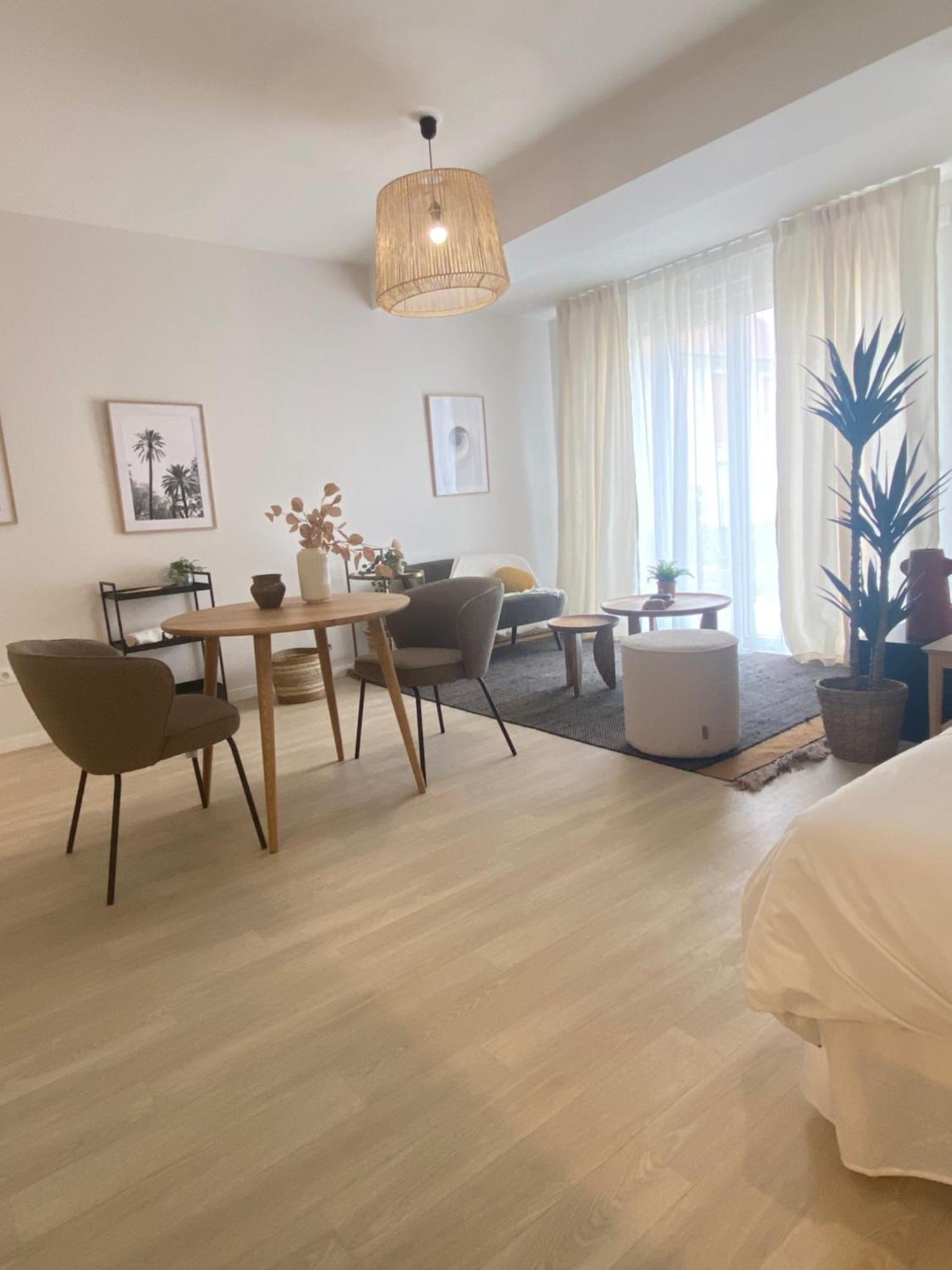 Montana Bussy Saint Georges Aparthotel Екстериор снимка