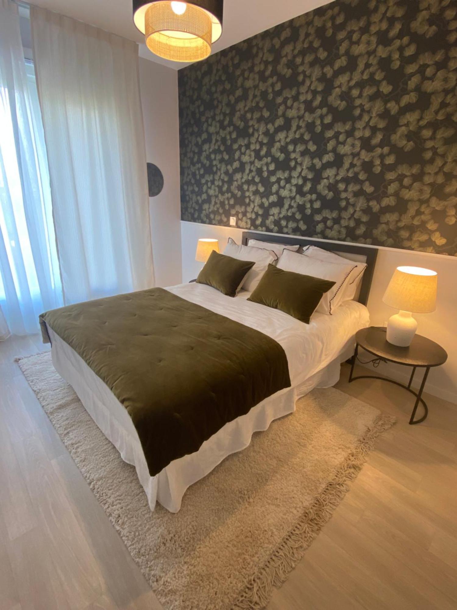 Montana Bussy Saint Georges Aparthotel Екстериор снимка